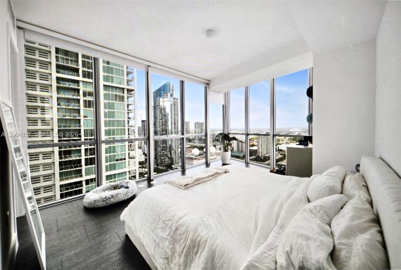 1100 Biscayne Blvd , Unit 3708, Miami, FL 33132 Photo
