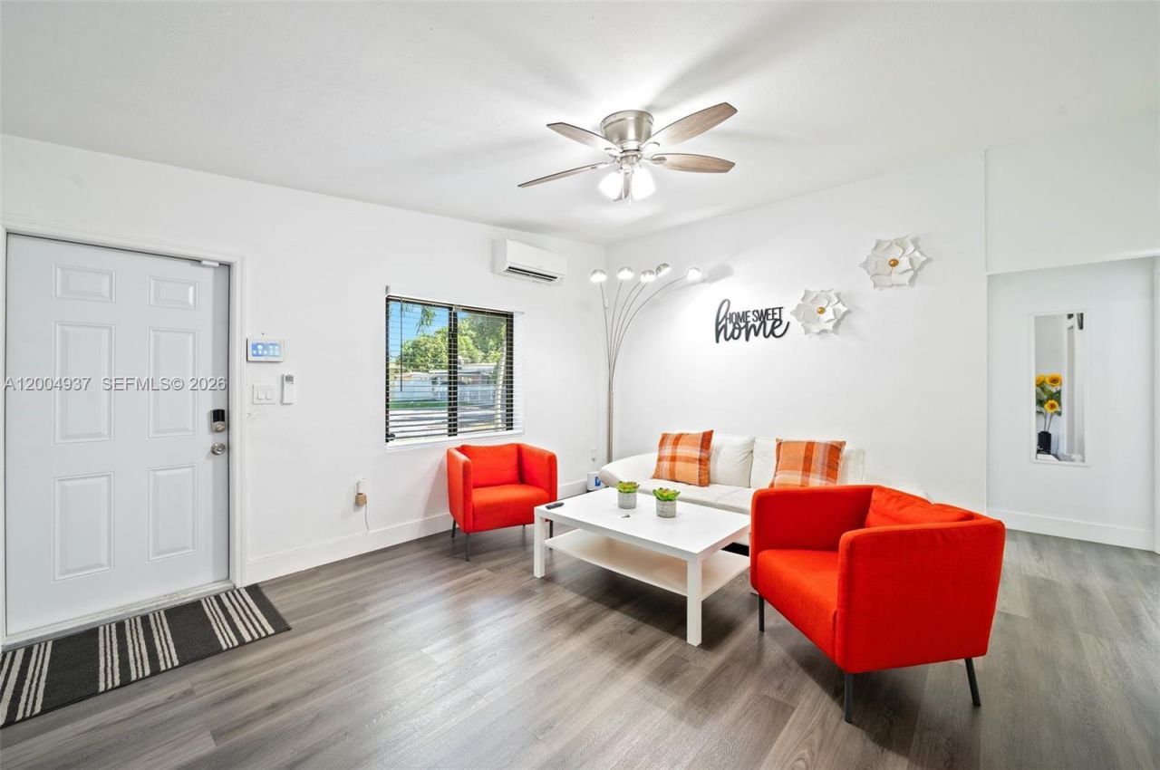 13840 NW 5th Ct , Unit 13840, North Miami, FL 33168 Photo