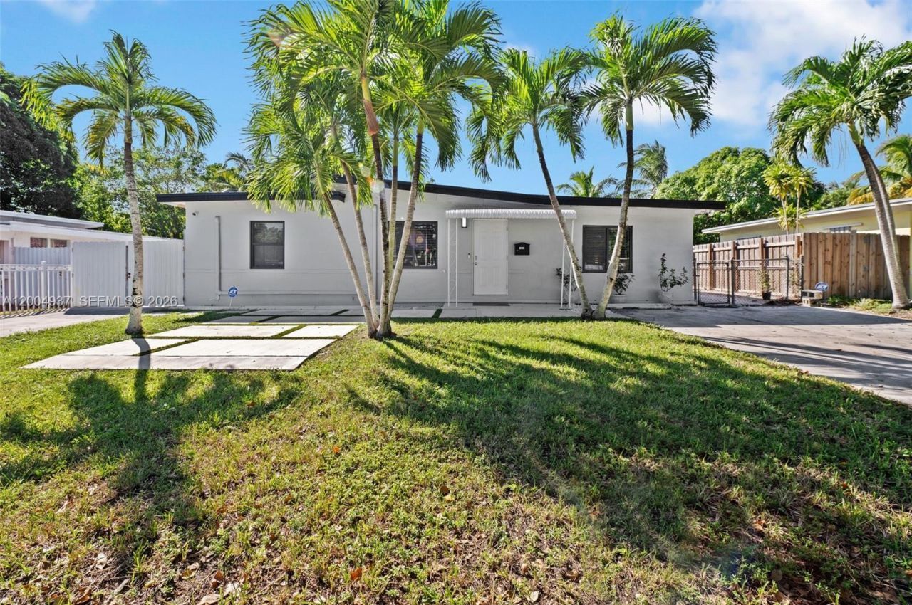 13840 NW 5th Ct , Unit 13840, North Miami, FL 33168 Photo