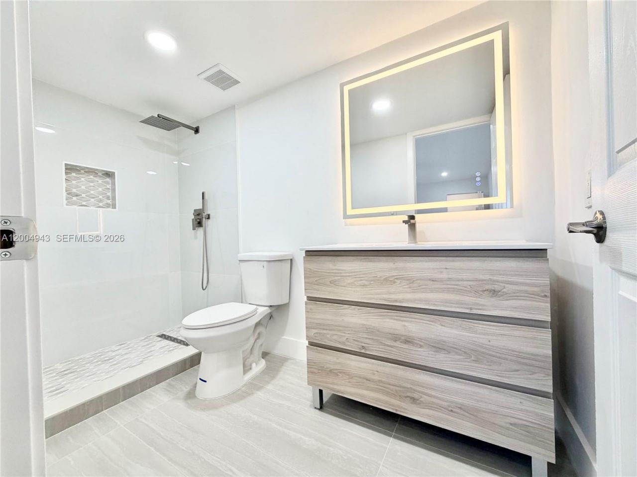 3361 NW 47th Ter, Unit 329, Lauderdale Lakes, FL 33319 Photo