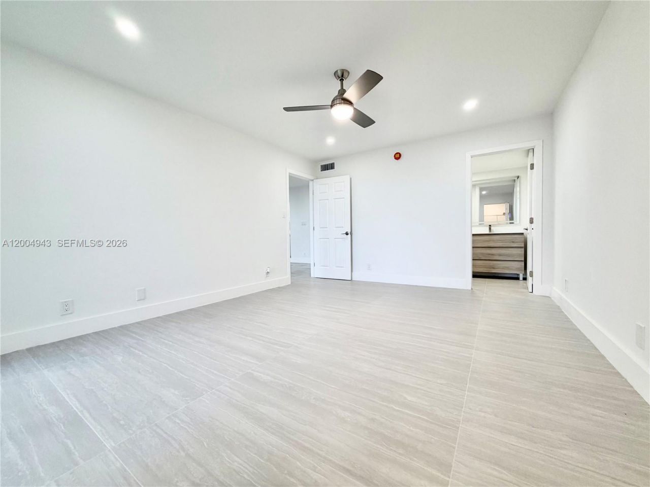 3361 NW 47th Ter, Unit 329, Lauderdale Lakes, FL 33319 Photo