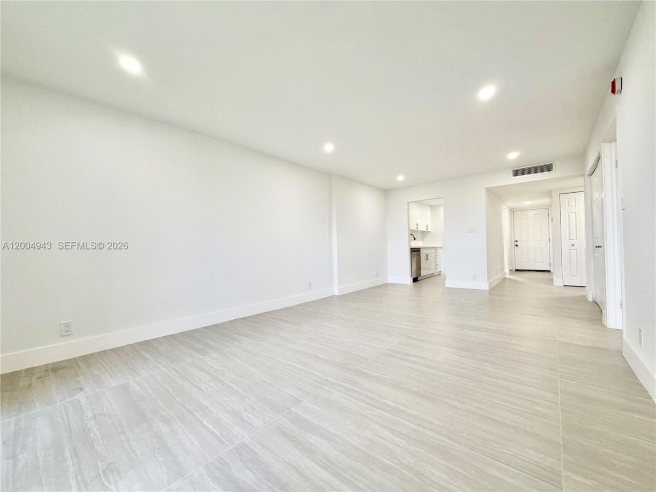 3361 NW 47th Ter, Unit 329, Lauderdale Lakes, FL 33319 Photo