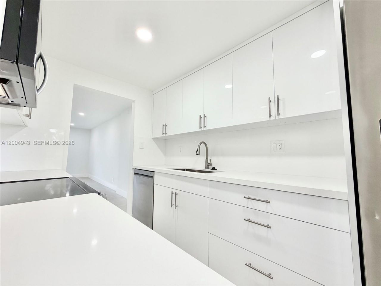 3361 NW 47th Ter, Unit 329, Lauderdale Lakes, FL 33319 Photo