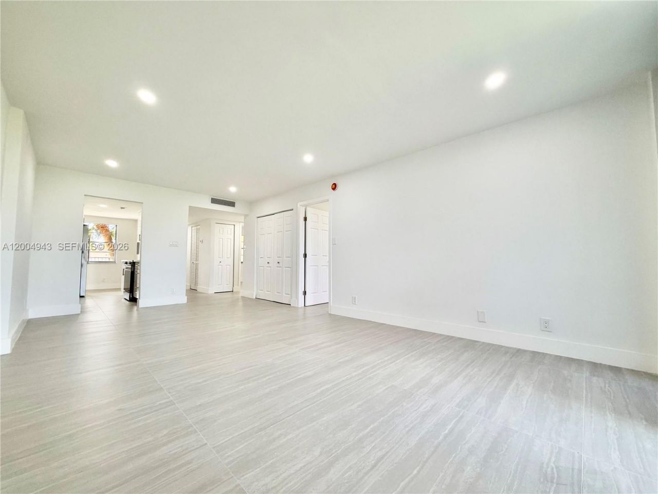 3361 NW 47th Ter, Unit 329, Lauderdale Lakes, FL 33319 Photo