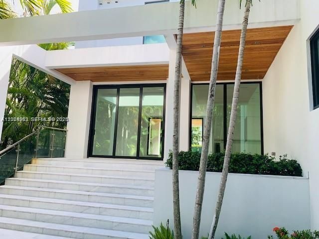 785 Harbor Drive , Unit _, Key Biscayne, FL 33149 Photo