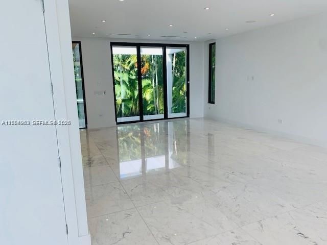 785 Harbor Drive , Unit _, Key Biscayne, FL 33149 Photo