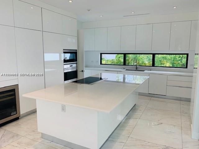 785 Harbor Drive , Unit _, Key Biscayne, FL 33149 Photo