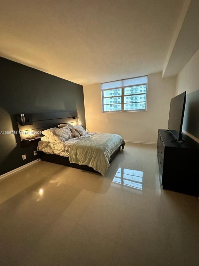 3000 S Ocean Dr , Unit 414, Hollywood, FL 33019 Photo