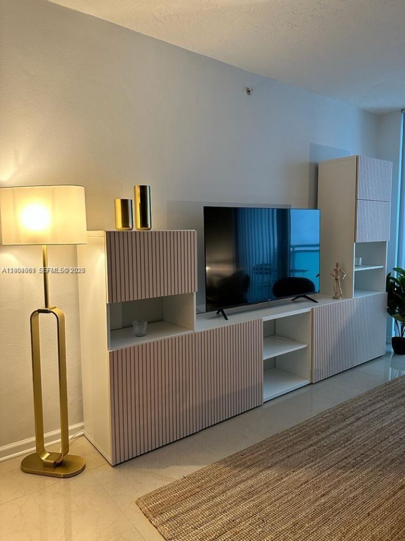 3000 S Ocean Dr , Unit 414, Hollywood, FL 33019 Photo