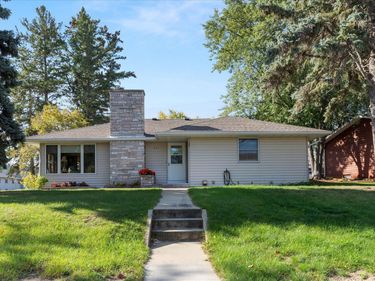 201 Cleveland Boulevard W, Walker, MN 56484