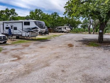 4650 Robertson Road, Fort Worth, TX 76135