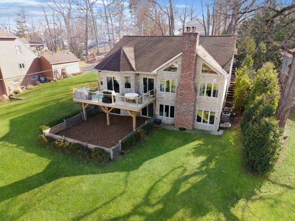 26811 N Oakdale Lane , Mundelein, IL 60060