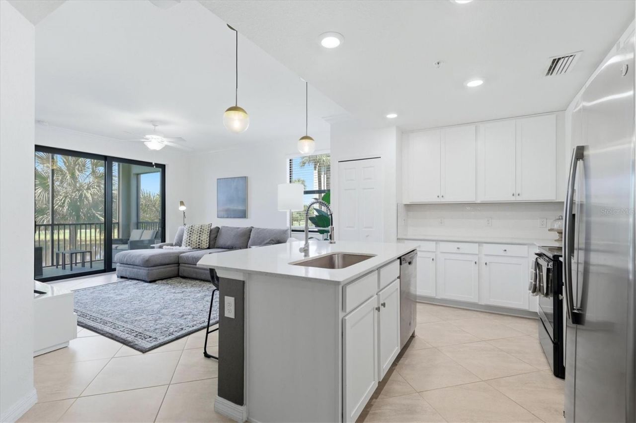 17626 Gawthrop Drive , Unit 208, Bradenton, FL 34211 Photo