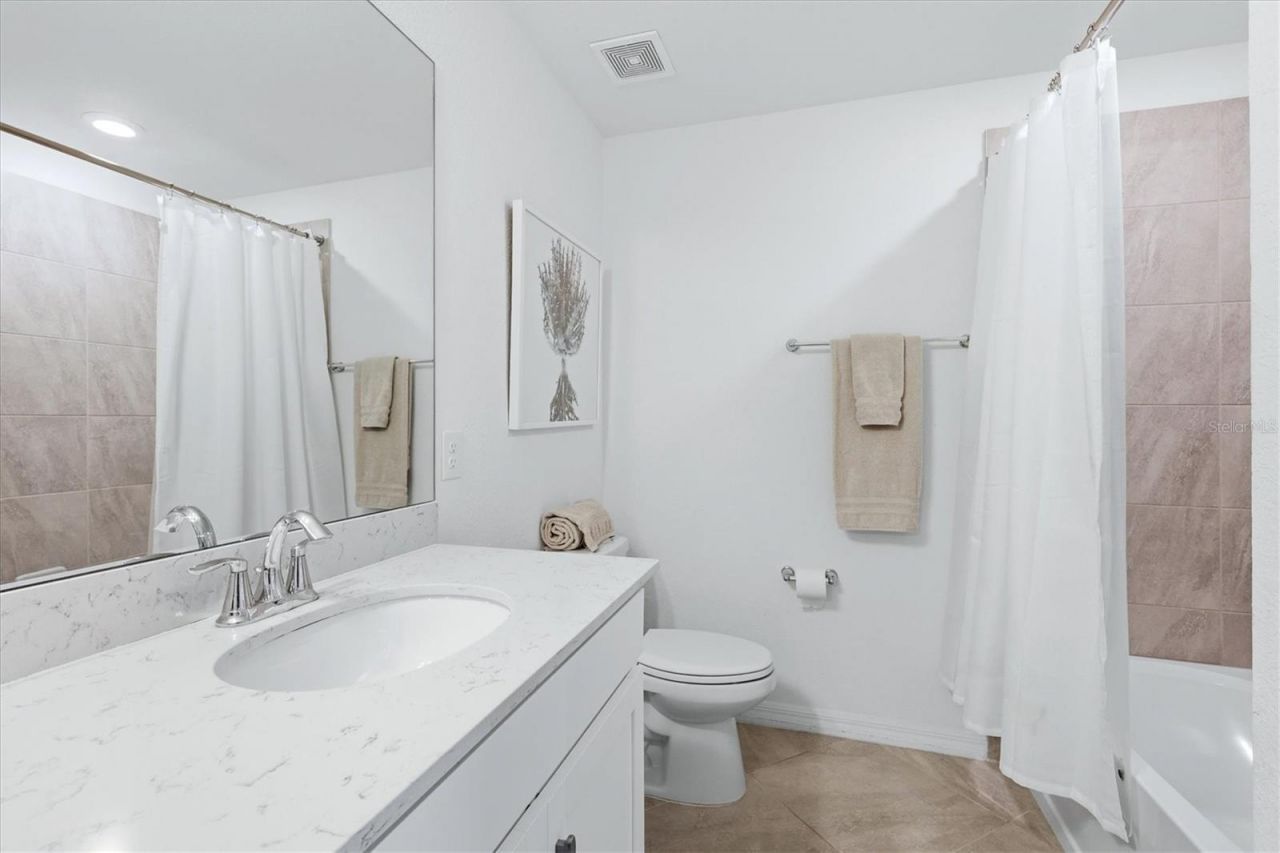 17626 Gawthrop Drive , Unit 208, Bradenton, FL 34211 Photo