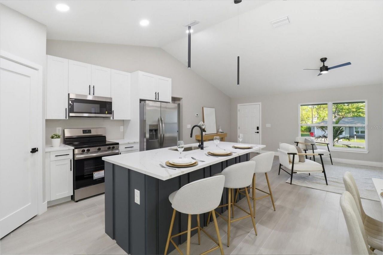 1940 W Quaker Lane, Citrus Springs, FL 34434 Photo