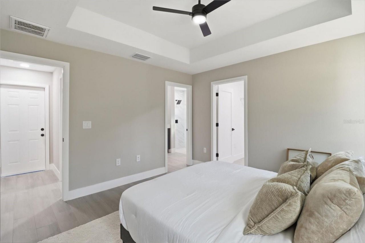 1940 W Quaker Lane, Citrus Springs, FL 34434 Photo