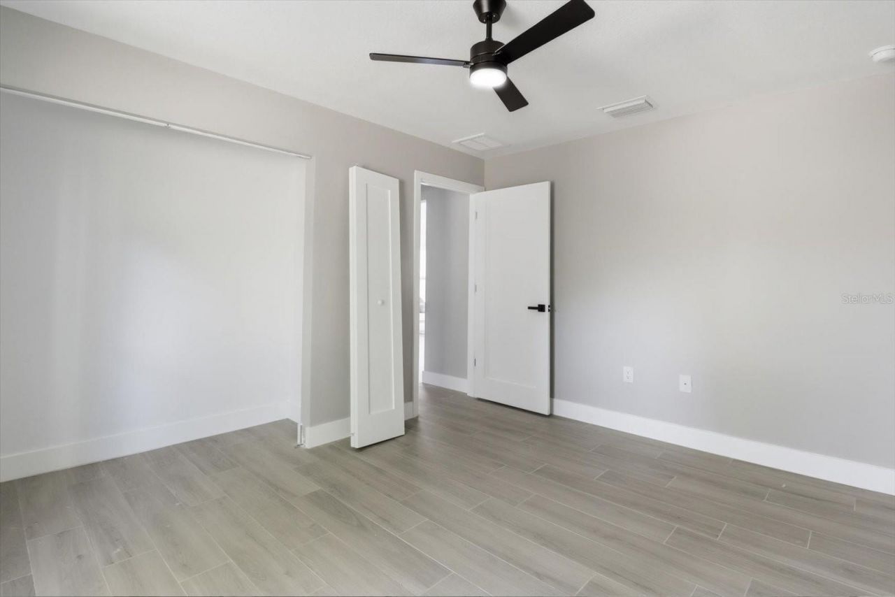 1940 W Quaker Lane, Citrus Springs, FL 34434 Photo
