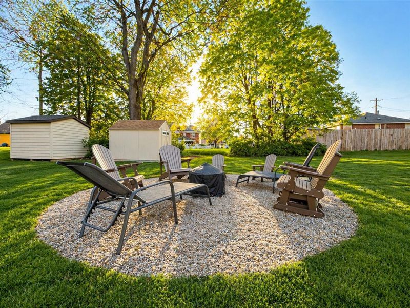 112 Beech Avenue, Bellefontaine, OH 43311 Photo 2