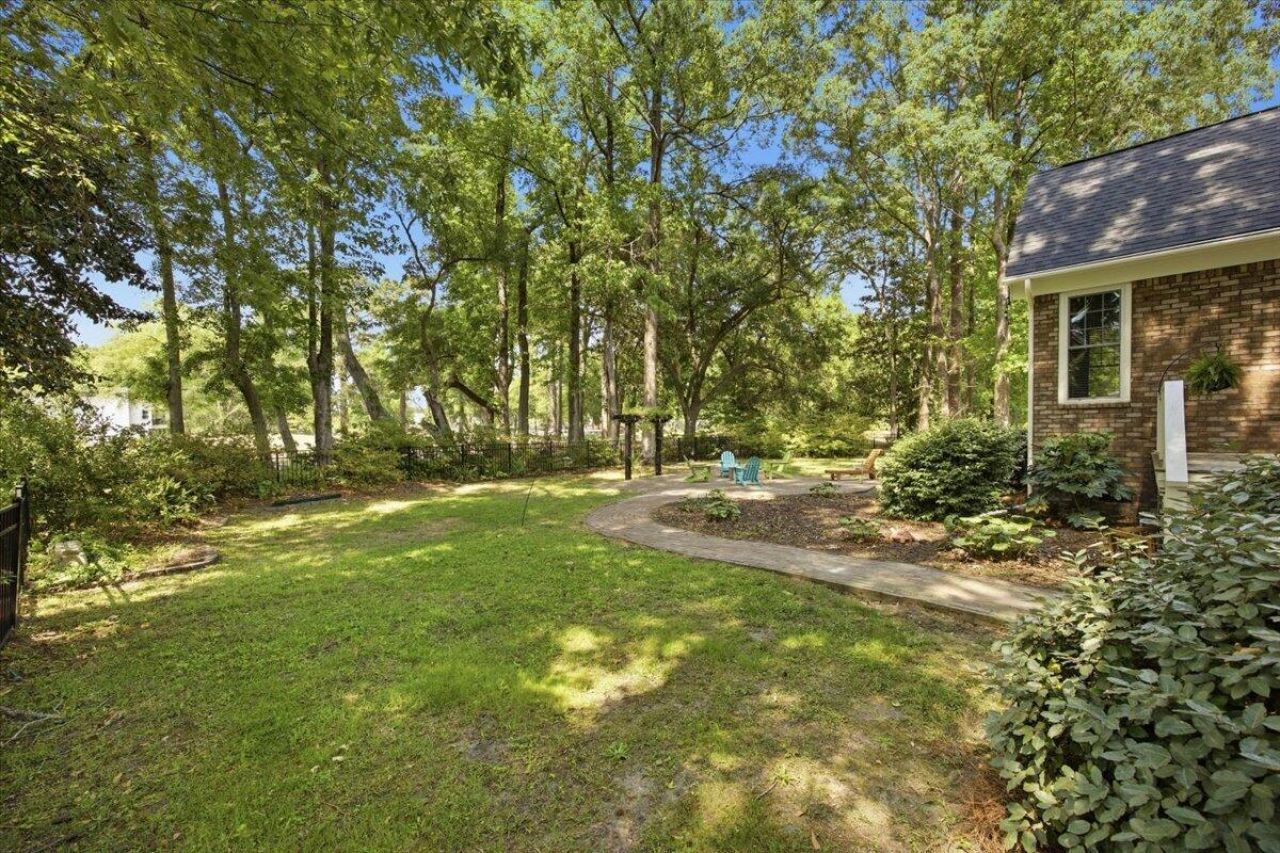 397 Shadowmoss Parkway Photo 47