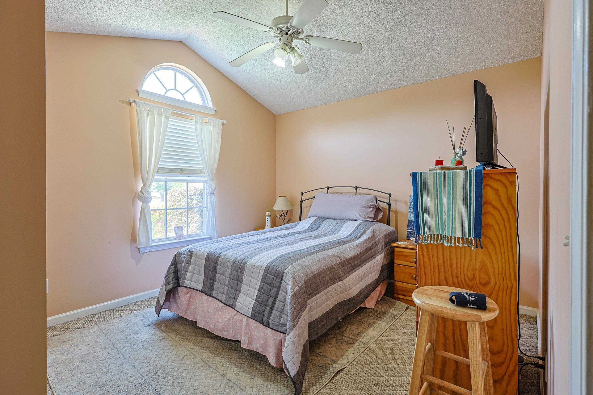 181 Palladium Dr.  Photo 16