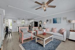 611 B 3rd Ave. S  photo 4