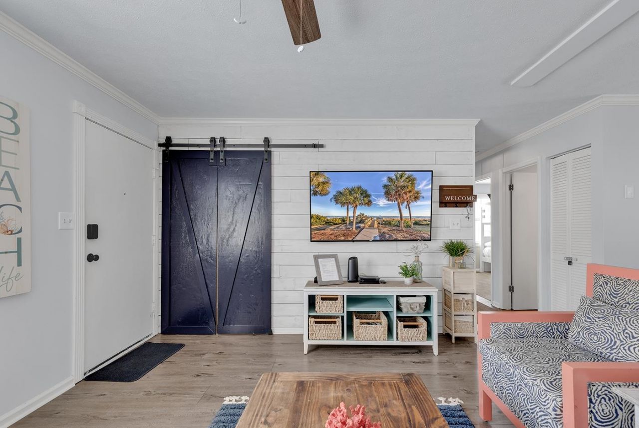 611 B 3rd Ave. S  Photo 6