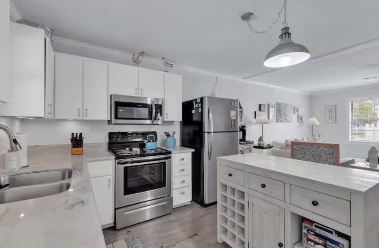 611 B 3rd Ave. S  Photo 9