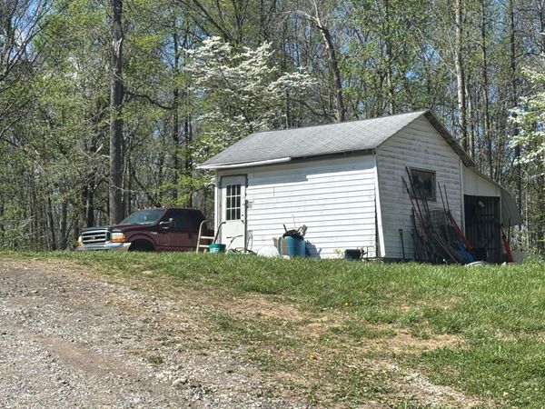 24121 Sheets Mccoy Road , New Plymouth, OH 45654