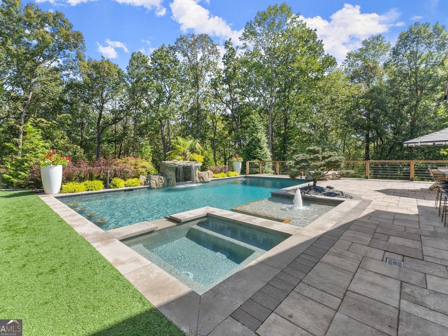 Property Image 110