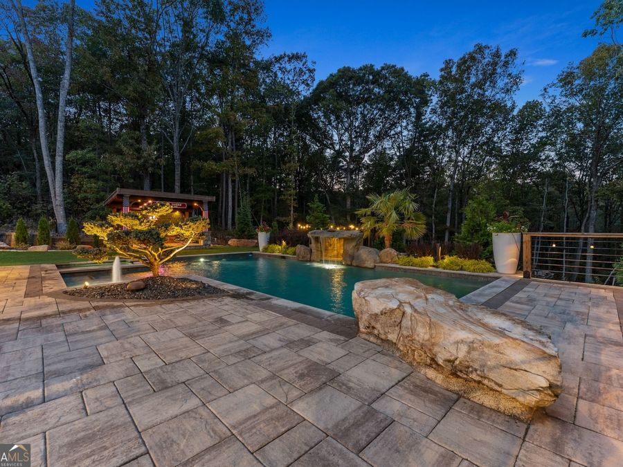 Property Image 32