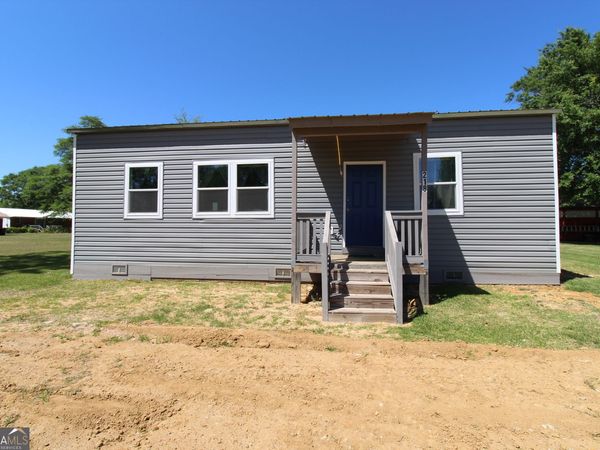 218 6th Avenue, Rochelle, GA 31079