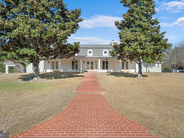 513 Highpoint Circle, Statesboro, GA 30458