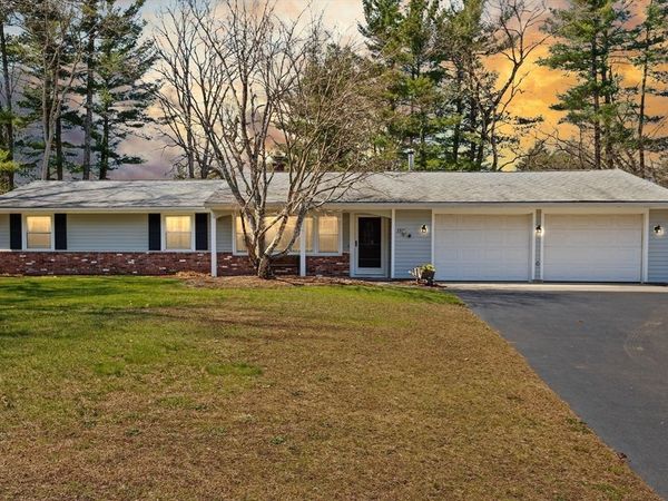 17 Francine Rd, Raynham, MA 02727