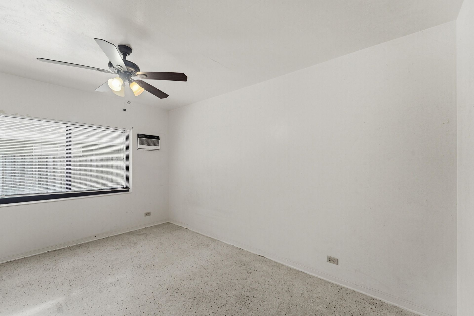 707 SE 18th Street, Unit 1-2, Fort Lauderdale, FL 33316 Photo