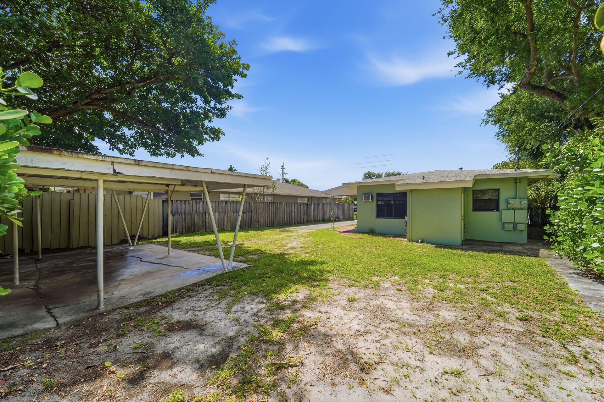 707 SE 18th Street, Unit 1-2, Fort Lauderdale, FL 33316 Photo
