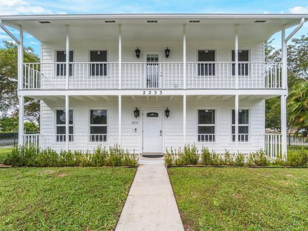 2233 Dock Street, West Palm Beach, FL 33401