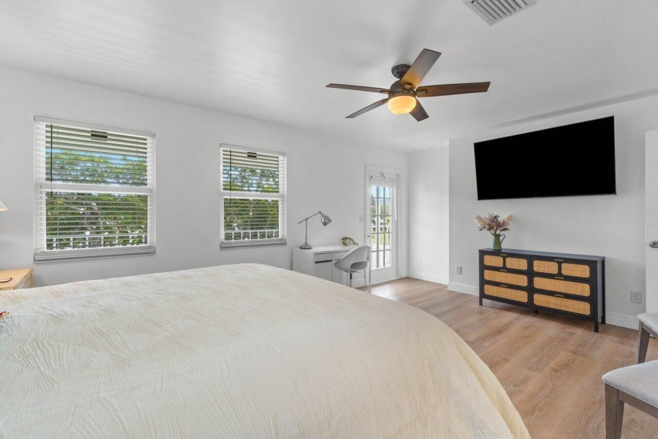 2233 Dock Street, West Palm Beach, FL 33401 Photo
