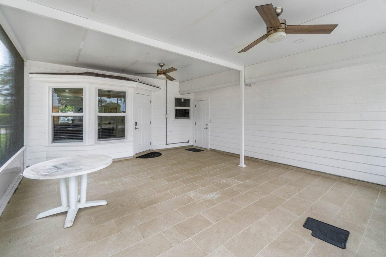2233 Dock Street, West Palm Beach, FL 33401 Photo