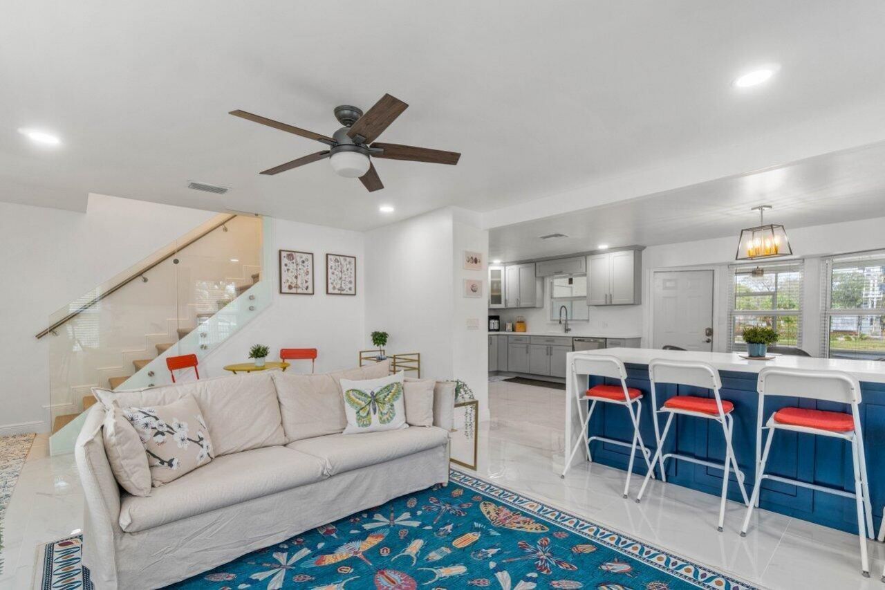 2233 Dock Street, West Palm Beach, FL 33401 Photo