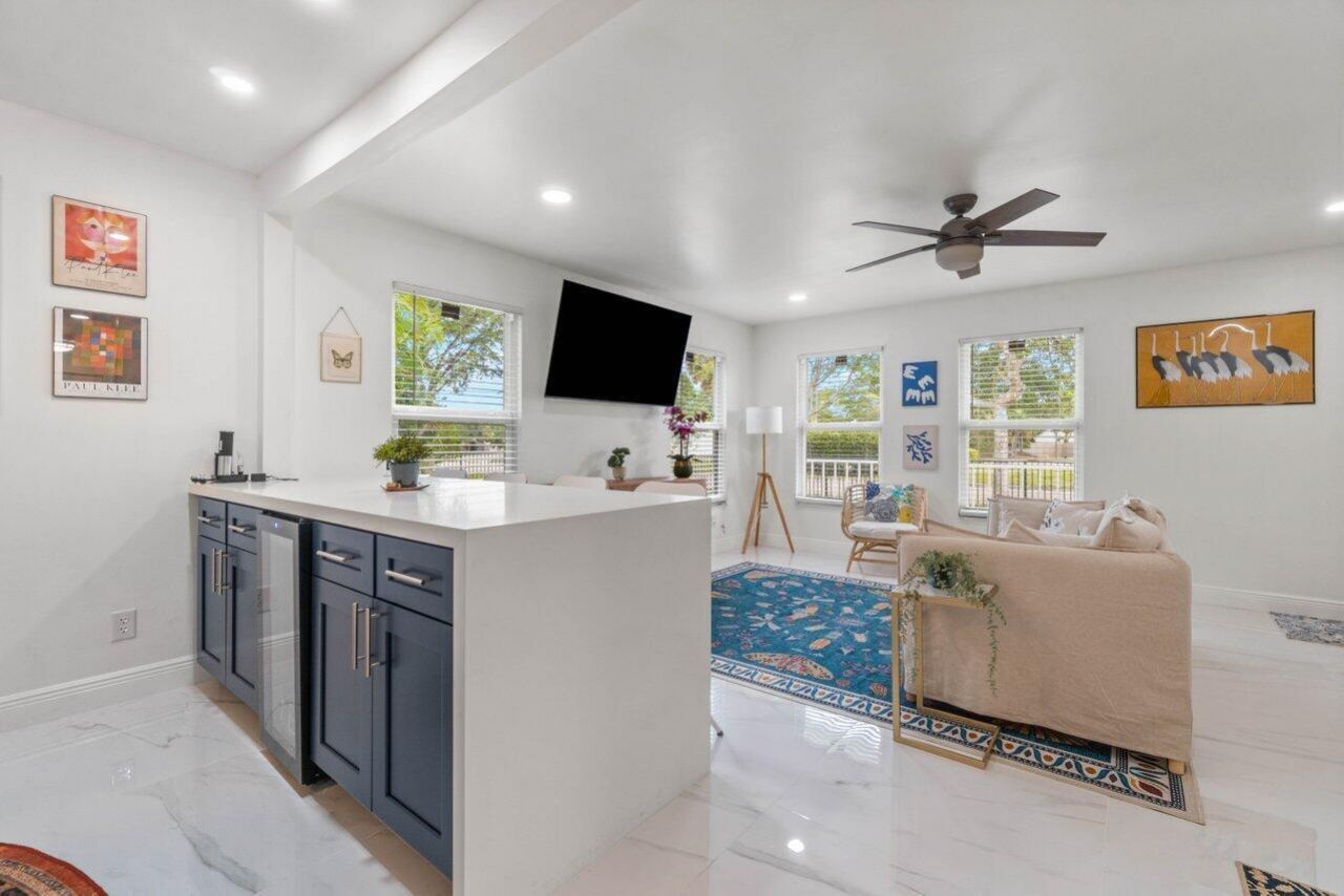 2233 Dock Street, West Palm Beach, FL 33401 Photo