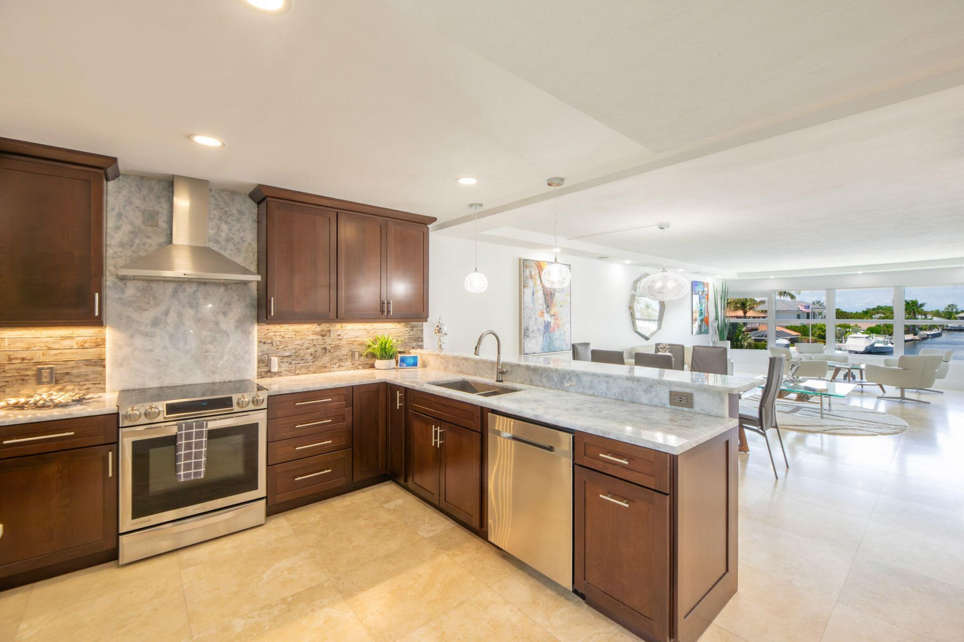 3121 NE 51st Street, Unit 305e, Fort Lauderdale, FL 33308 Photo