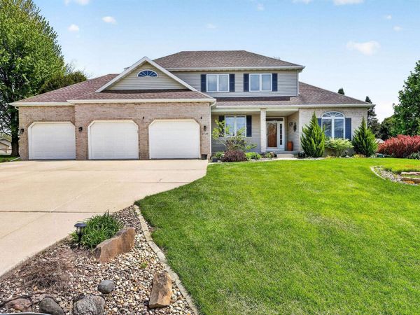 2729 Northwynde Passage, Sun Prairie, WI 53590