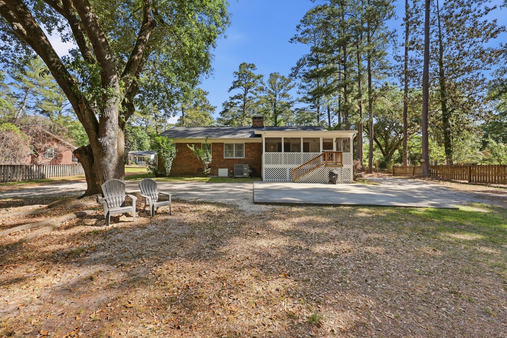 521 Center Street Photo 26