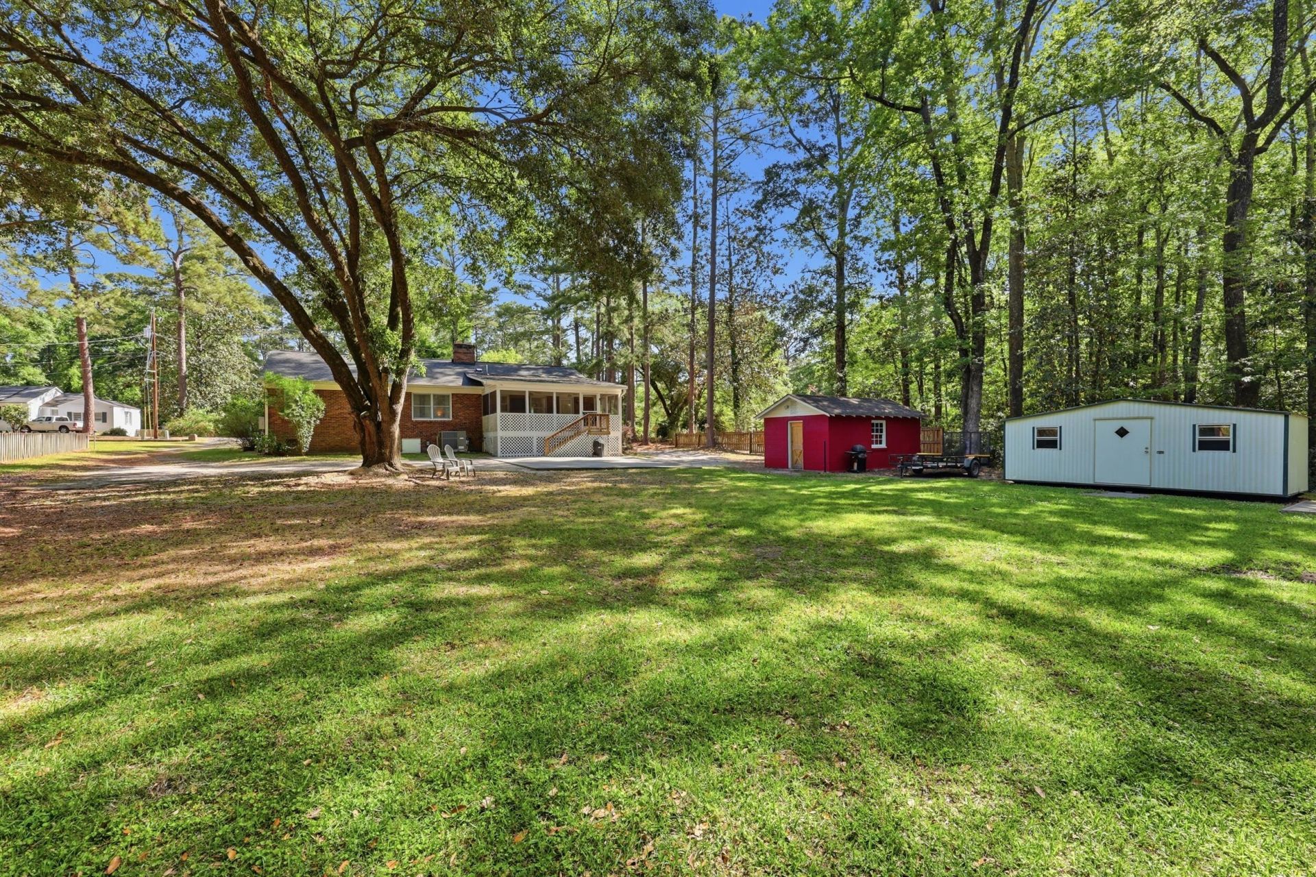 521 Center Street Photo 27