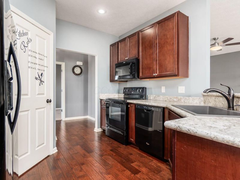 3565 Birkland Circle , Lewis Center, OH 43035 Photo 8