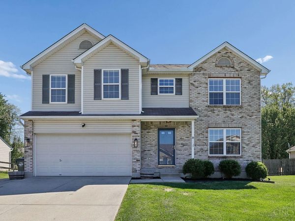 14 Hummingbird Way, Amelia, OH 45102