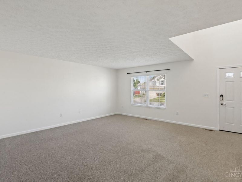 14 Hummingbird Way, Pierce Twp, OH 45102 Photo 6