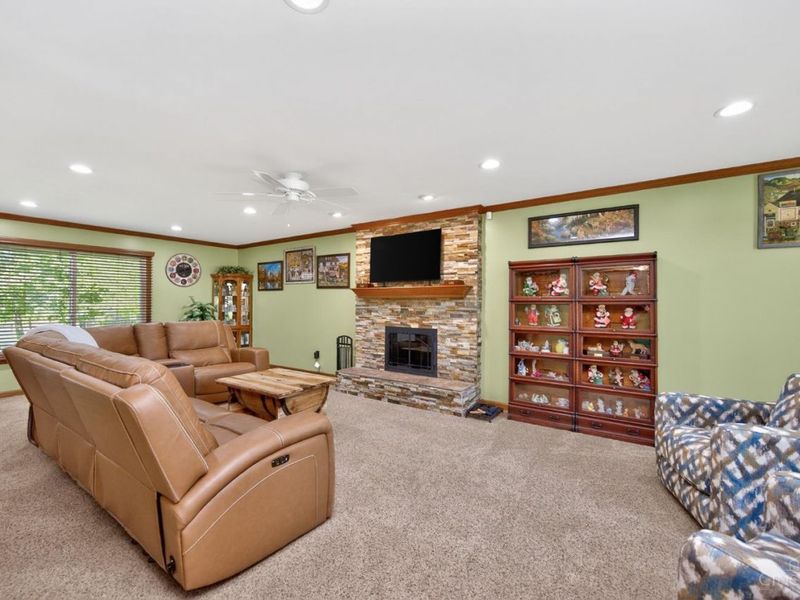 7276 Eaglestone Court, Liberty Township, OH 45044 Photo 11