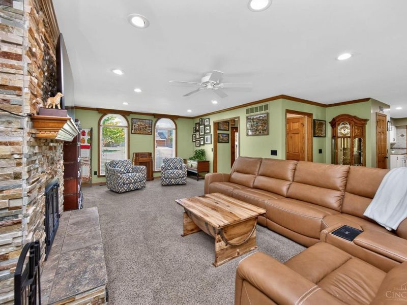 7276 Eaglestone Court, Liberty Township, OH 45044 Photo 13