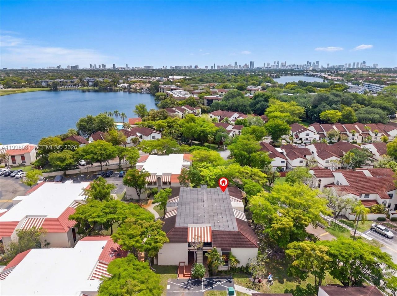 20015 NE 3rd Ct , Unit 6, Miami, FL 33179 Photo